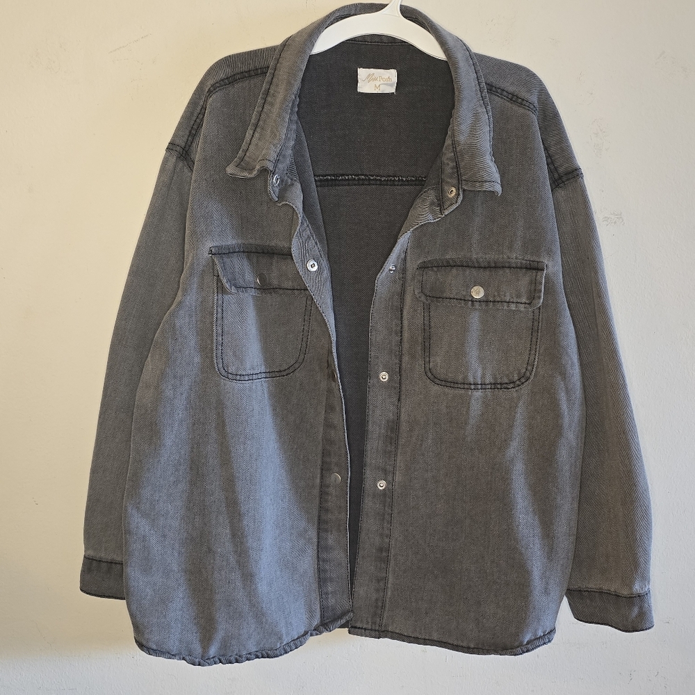 Miss Posh Oversized Denim Shacket Women's Size Medium Grey Button Front Chest